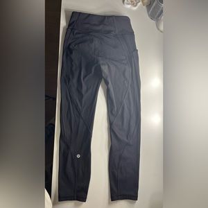 Black Lululemon leggings